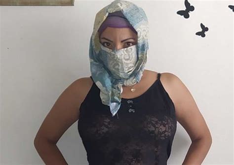 Real Naughty Muslim Wifey X Muslimwifex OnlyFans Nude And Photos