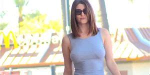 Public Show Porn Videos