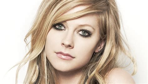 Top 10 Greatest Canadian Singers Gazette Review