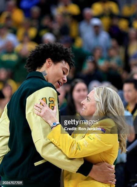 Coach Nicki Collen Photos And Premium High Res Pictures Getty Images