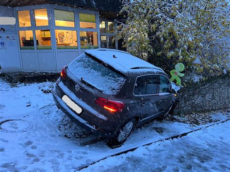 FW EN Erster Schnee beschert Feuerwehr Wetter drei Einsätze Zwei