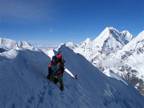 Climbing history Of Makalu ~ Great Mountain