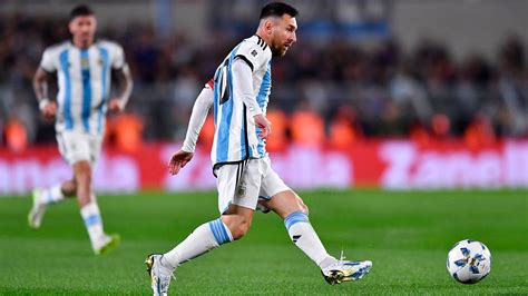 Messi Encabeza El Equipo Ideal De La Conmebol En La Primera Doble Fecha