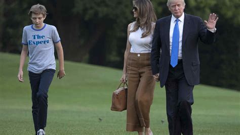 Melania Trump Y Su Hijo Barron Se Mudan A La Casa Blanca Telemundo