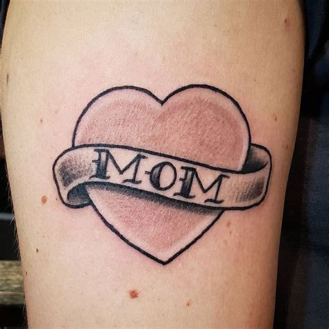 Amazing Mom Tattoos Designs You Will Love