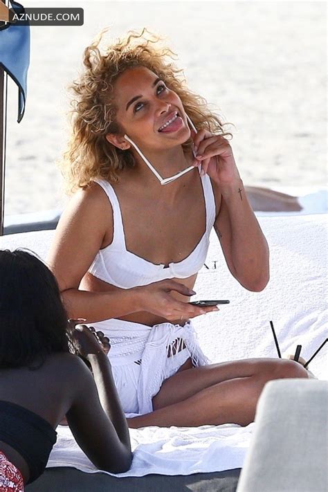 Jasmine Sanders Displays Her Bikini Ready Bod In Miami Aznude