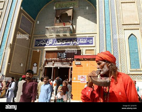 Sehwan Pakistan Nd Mar Devotees Play There Traditional