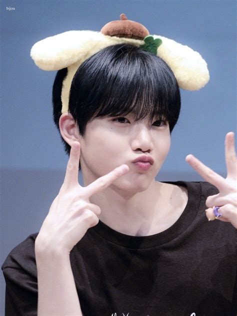 230804 WEVERS OFFLINE FANSIGN JUNKYU