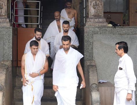 Cricketer Kl Rahul Offers Prayers At Shri Dharmasthala Manjunatheshwara