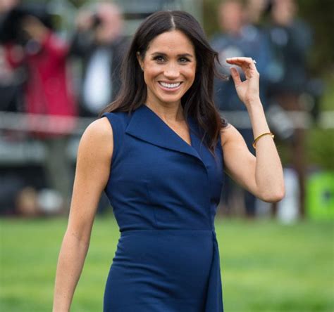 7 Crazy Twitter Theories About Meghan's Mole You NEED to See - ez8qolq