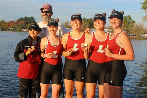 A Top Notch Crew Womens Crew Medals At The Head Of The Charles