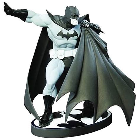 Batman Black And White Andy Kubert Statue