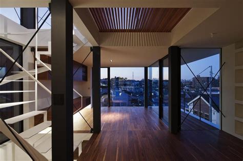 Three Story Tokyo House With Panoramic City Views