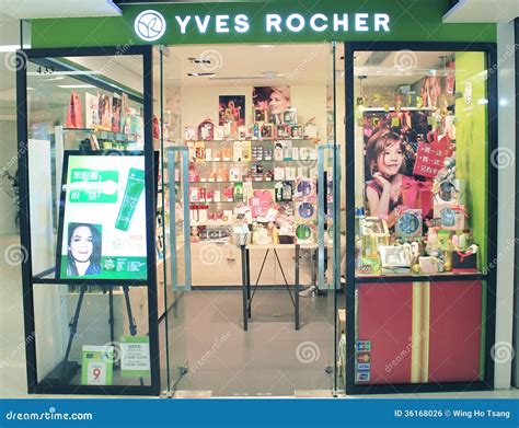 Yves Rocher Shop in Hong Kong Editorial Photo - Image of shopping, shop ...