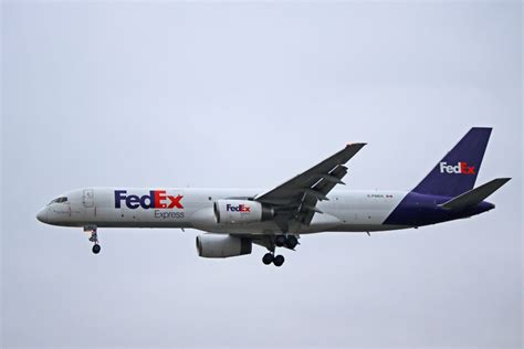 C Fmek Fedex Boeing 757 200f Operated By Morningstar Air Express