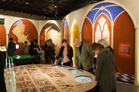 POLIN Museum of the History of Polish Jews (Muzeum Historii Żydów ...