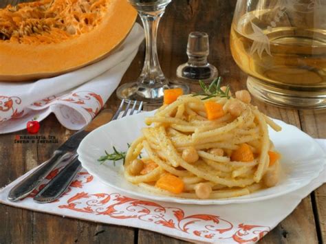 Pasta Con Crema Di Ceci E Zucca Un Primo Piatto Vegetariano E Vegano