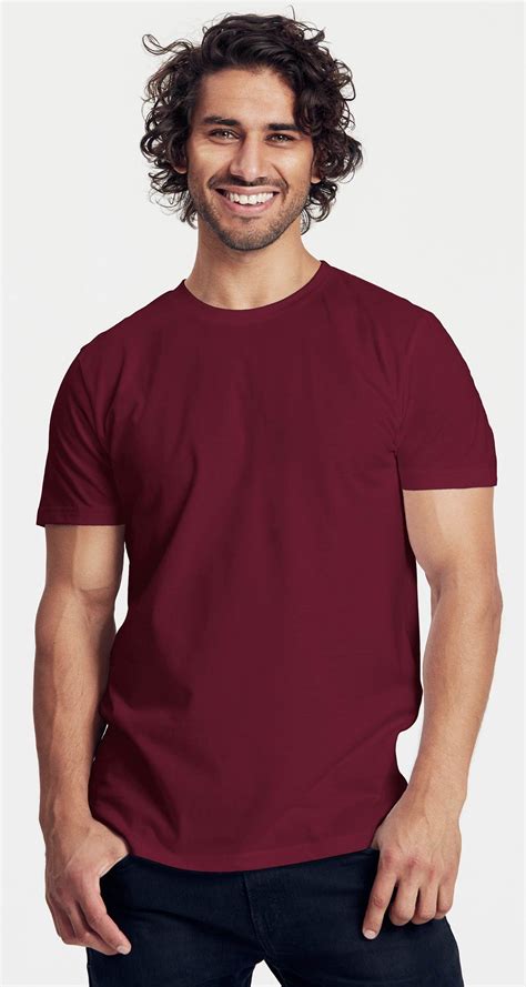 Herren Slim Fit T Shirt Aus Biobaumwolle In Weinrot Grundstoff Net