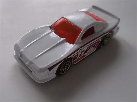 Hot wheels 15 Mustang Coba 2000 Mystery Models 2013 Mattel saszetka Żywiec OLX pl