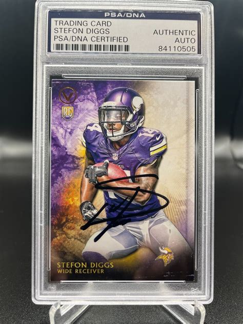 Stefon Diggs Signed Topps Valor Psa Dna Certified Rookie Card