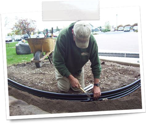 Edging Install Basics - Lawn Edging, Paver Edging & Green Roof ...