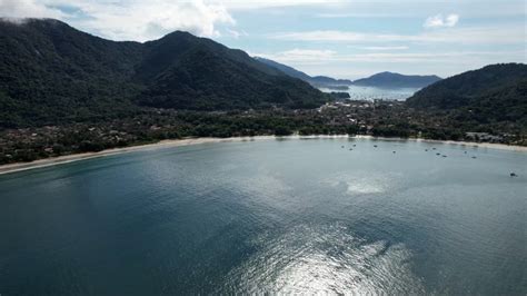 Ubatuba promove o Festival Gastronômico que celebra a cultura caiçara