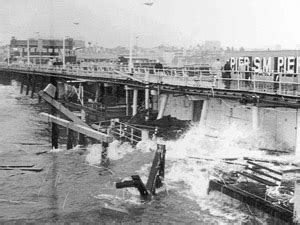 Santa Monica Pier History - WestlandTraveler.com