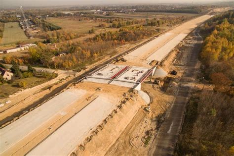 Zaawansowanie prac na budowie autostrady A1 obwodnicy Częstochowy w