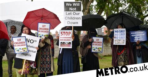 Anti Gay Protests Outside Birmingham School Banned Permanently Metro News