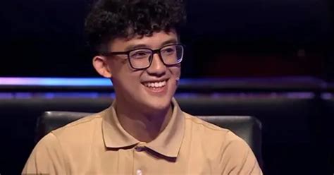 Hot boy Ai là triệu phú cực phẩm khiến hội chị em điên đảo đã là hoa có chủ Hot trend Đời