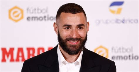 Karim Benzema reçoit le prix Marca Leyenda au de Madrid le 1er