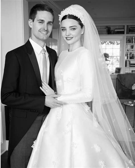 Miranda Kerr shares photos from wedding to Evan Spiegel - Grazia