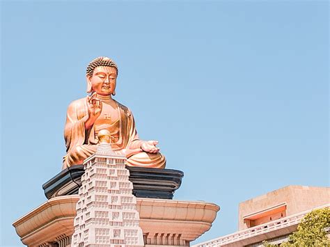 The Tallest Bronze Buddha Statue | Story | Hero Traveler