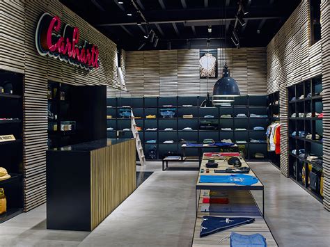 Francesc Rifé Studio : Retail » Carhartt