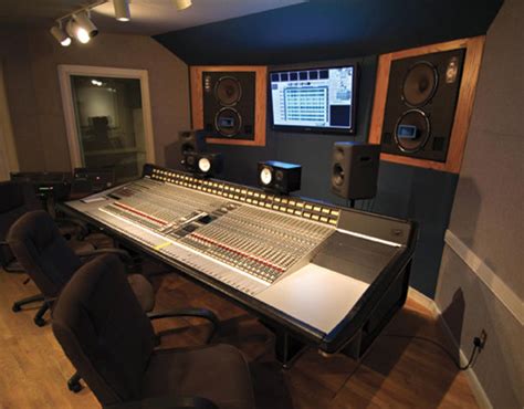 Звукоизоляция стен в студии - 90 фото