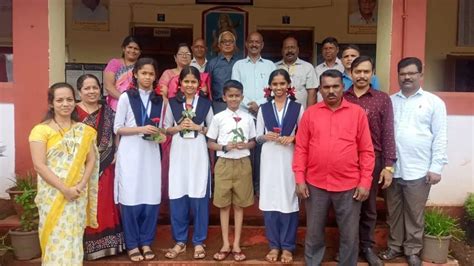 Waidehi Rane Of Kasarde Vidyalaya Stood First In The District