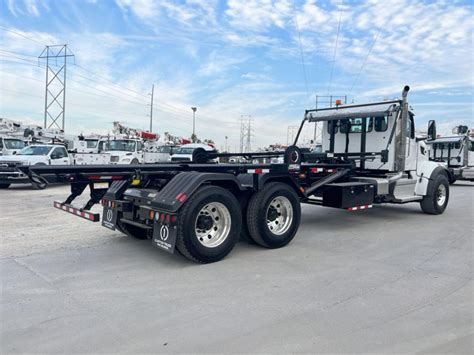 Peterbilt X Galbreath U Or Roll Off Truck