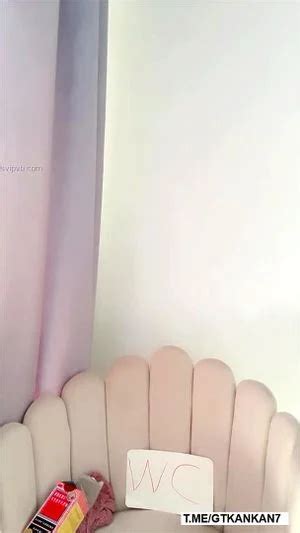 Assista 国产 爆乳尤物尤尤这奶子真劲爆正点巨乳满屏都是白花花 国产 尤尤 Chinese Porn SpankBang