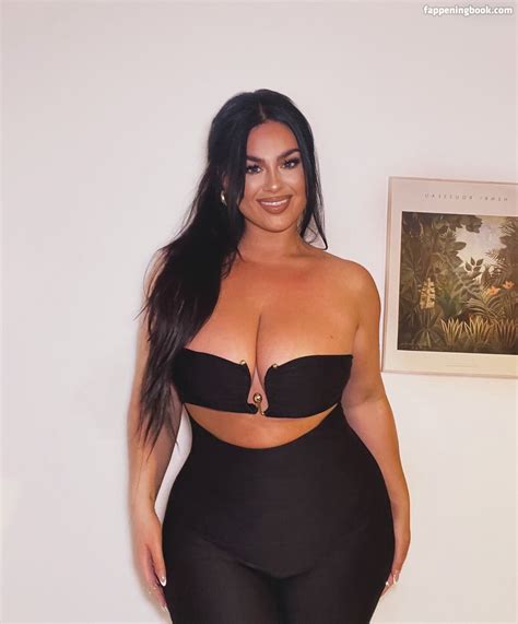 Hanna Wilperath Nude OnlyFans Leaks Fappening FappeningBook