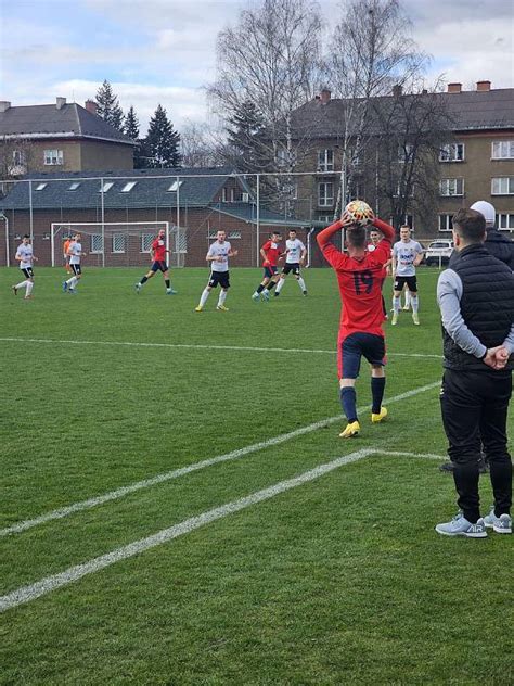 Fotogalerie TJ Unie Hlubina FK SK Polanka Nad Odrou 1 0 Divize F