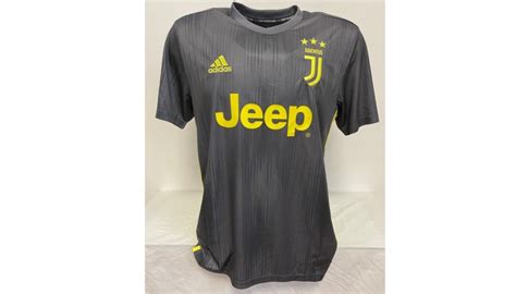 Ronaldo's Official Juventus Signed Shirt, 2018/19 - CharityStars