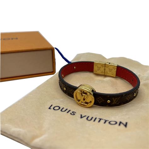 Auth Louis Vuitton Lv Circle Reversible Bracelet M F Monogram Canvas