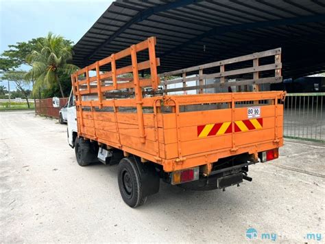 Isuzu Nhr Kg In Johor Manual For Rm Mytruck My