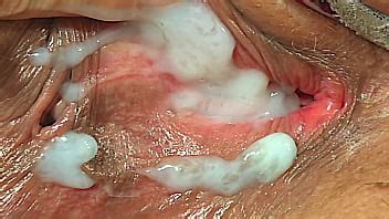 Una enorme carga de semen de una polla negra goteando por mi coño bien abierto XVIDEOS