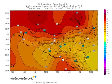 Velature E Forte Scirocco Nello Stretto Caldo Nelle Tirreniche