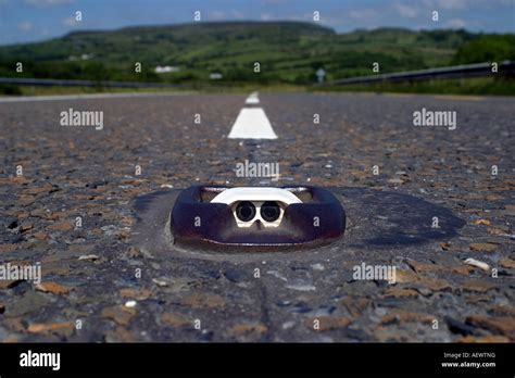 Cats Eyes In Middle Of Road Hi Res Stock Photography And Images Alamy