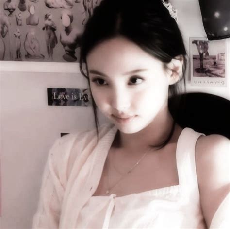 Nayeon Pfp