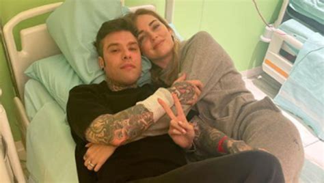 Fedez Dimesso Dall Ospedale Sto Bene Bello Uscire