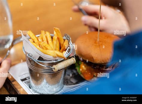 Man Eating Burger Hi Res Stock Photography And Images Alamy