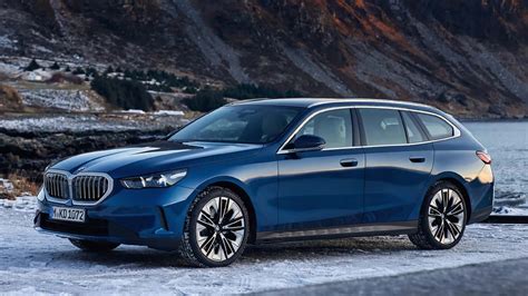 Bmw Serie Touring Un Familiar De Grandes Dimensiones